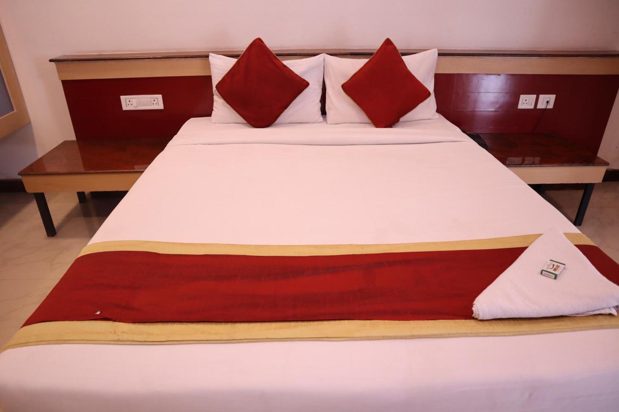 Sri Sai Ram Suites Bengaluru Kültér fotó
