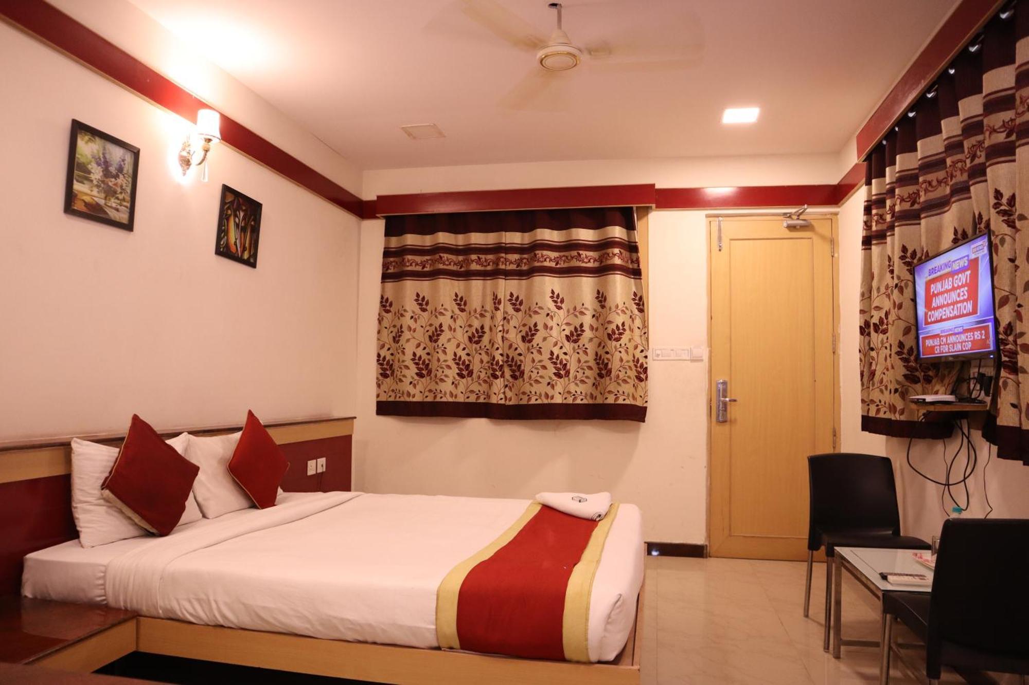 Sri Sai Ram Suites Bengaluru Kültér fotó