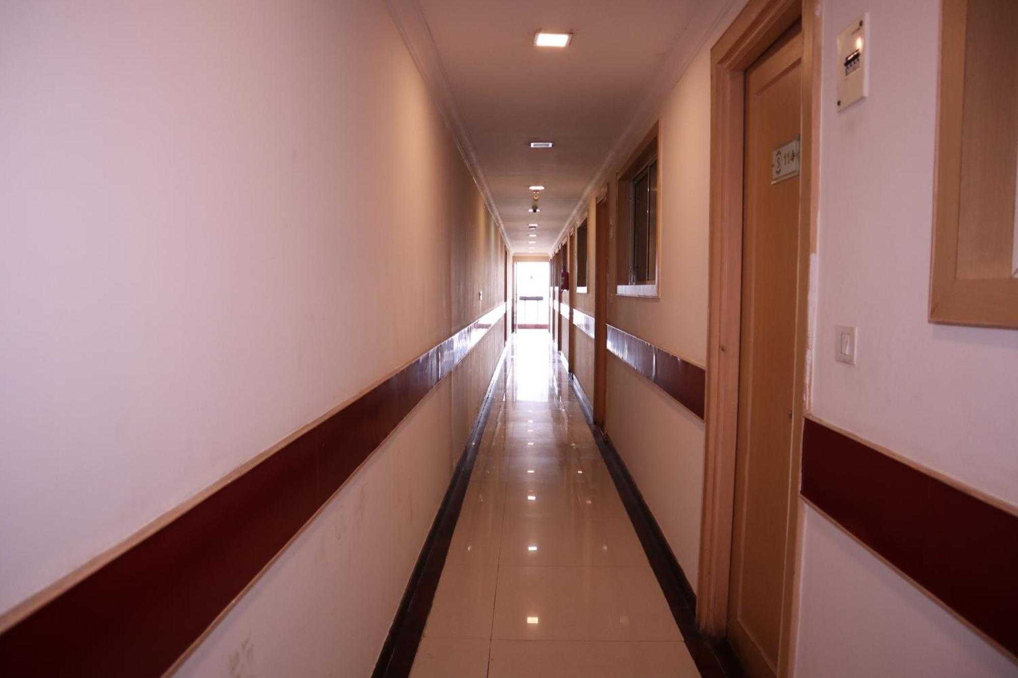 Sri Sai Ram Suites Bengaluru Kültér fotó